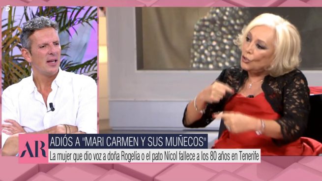 Joaquín Prat en 'El Programa de Ana Rosa' hablando de Mari Carmen y sus muñecos. / Telecinco