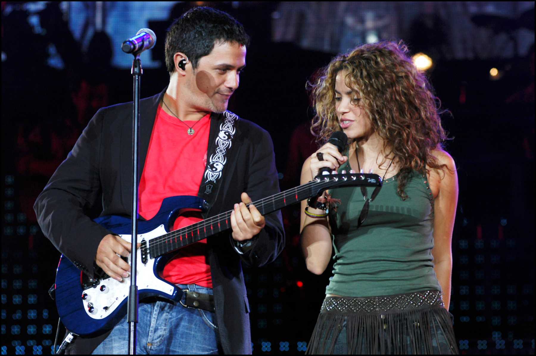 Shakira y Alejandro Sanz durante un concierto / Gtres