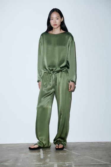 10 pantalones holgados de Zara con rebaja: hacen tipazo, para vestir elegante y cómodos sin enseñar piernas