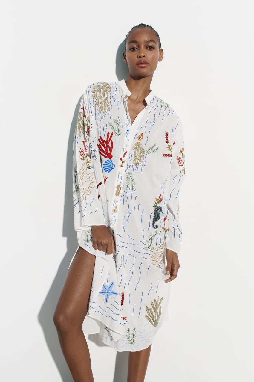 Es lo más buscado de todo Zara y sabemos la razón: vas a flipar con esta blusa larga bordada
