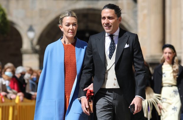 Marta Ortega con su marido en una boda / GTRES