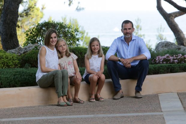 La reina Letizia en los jardines de Marivent / GTRES