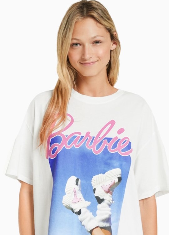 Las camisetas de Barbie que todo el mundo quiere ya están a la venta por menos de 20 euros