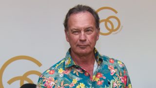 Bertín Osborne en el photocall del 60º cumpleaños de José Luis López ‘El Turronero’ en Sevilla/ Gtres