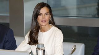 La Reina Letizia conquista a todos con los pendientes de la marca que no paramos de recomendarte