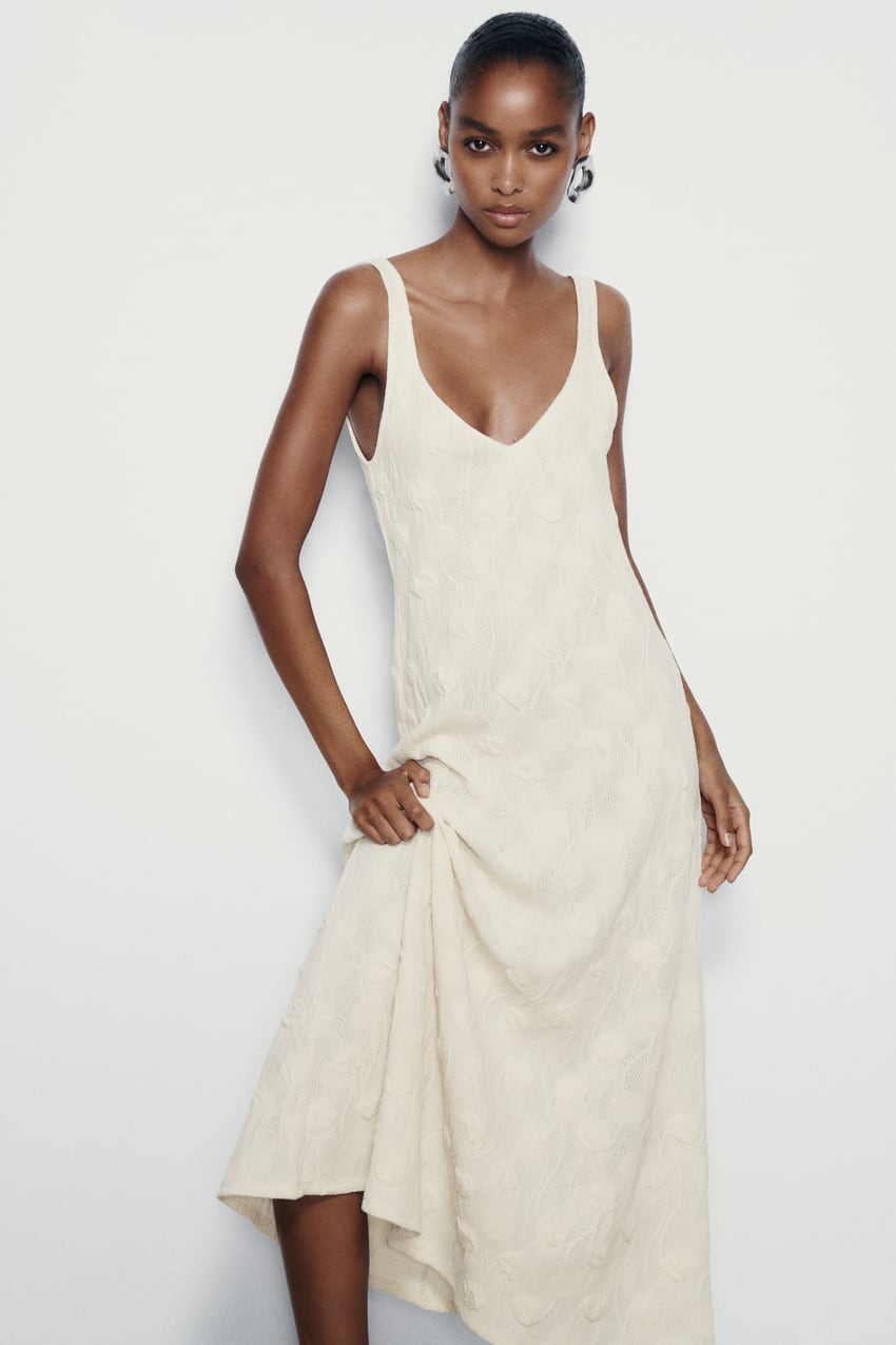 4 total looks de Zara para ser una estrella en las noches de verano
