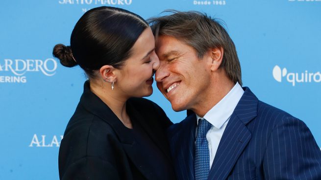 Alba Díaz y su padre, Manuel Díaz 'El Cordobés', en un photocall / Gtres