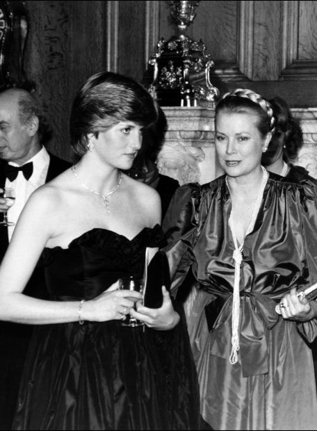 La princesa Diana y Grace Kelly en una imagen de archivo / Gtres