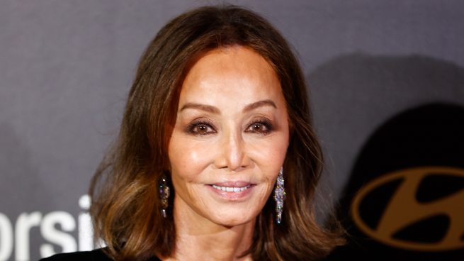 Isabel Preysler en los premios 'Mujer Hoy' en Madrid, 2021/ Gtres