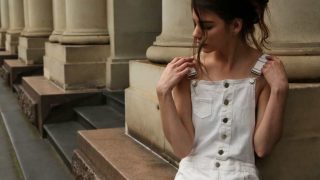 El mono más versátil y barato lo tiene lefties: puedes usarlo para la oficina o una boda informal