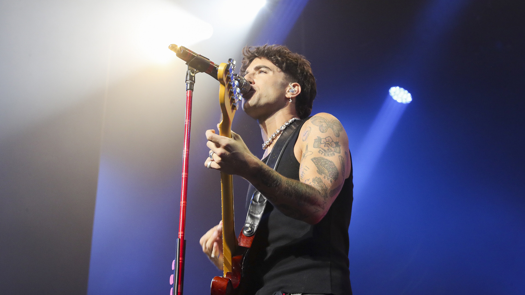 Álvaro de Luna cantante de moda y pareja de Laura Escanes