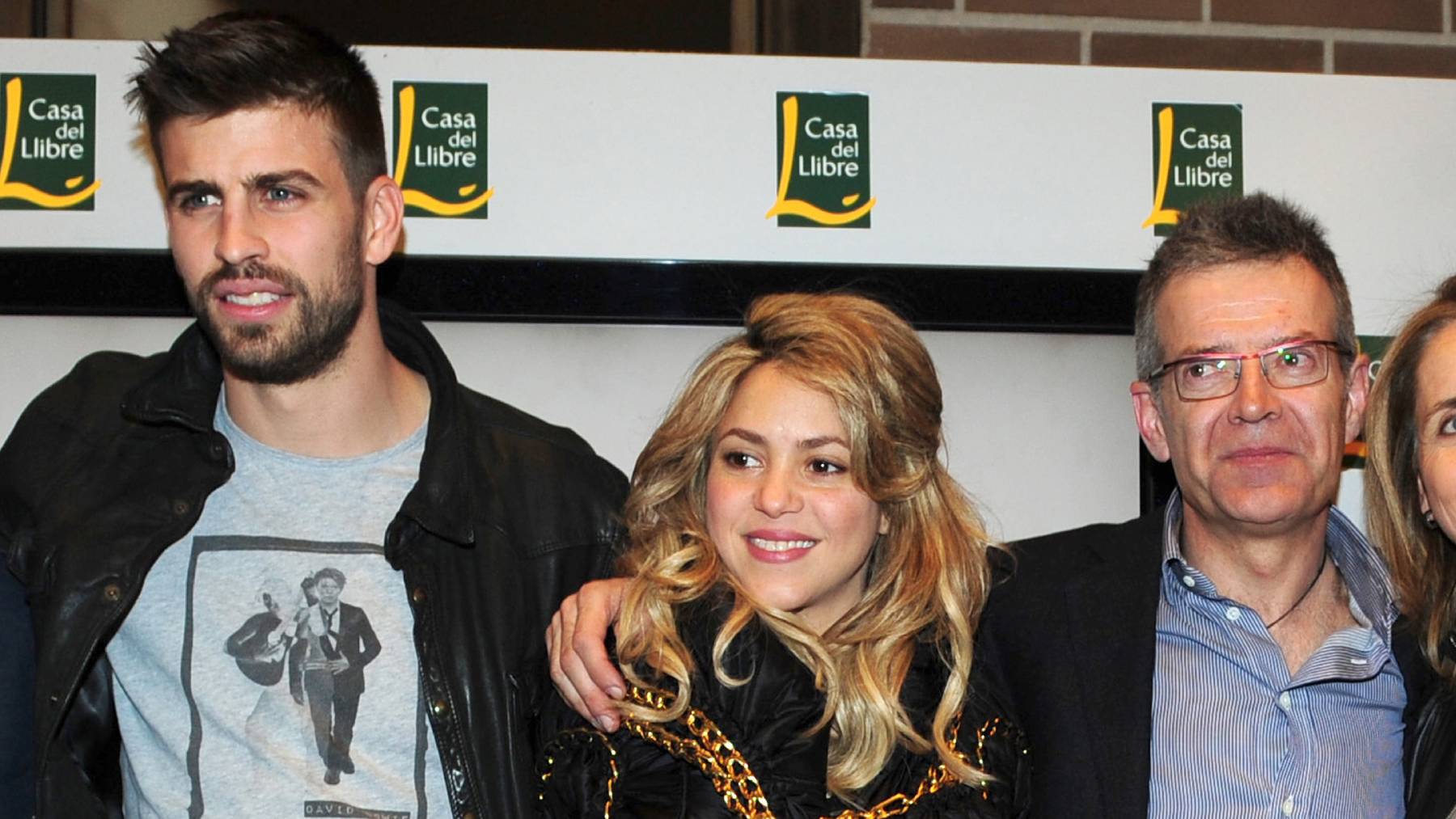 Shakira, Gerard Piqué y Joan Piqué/ Gtres