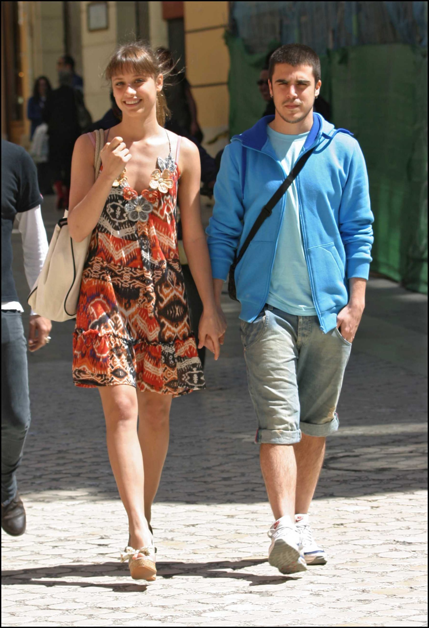 Michelle Jenner y Javier García en Málaga / Gtres