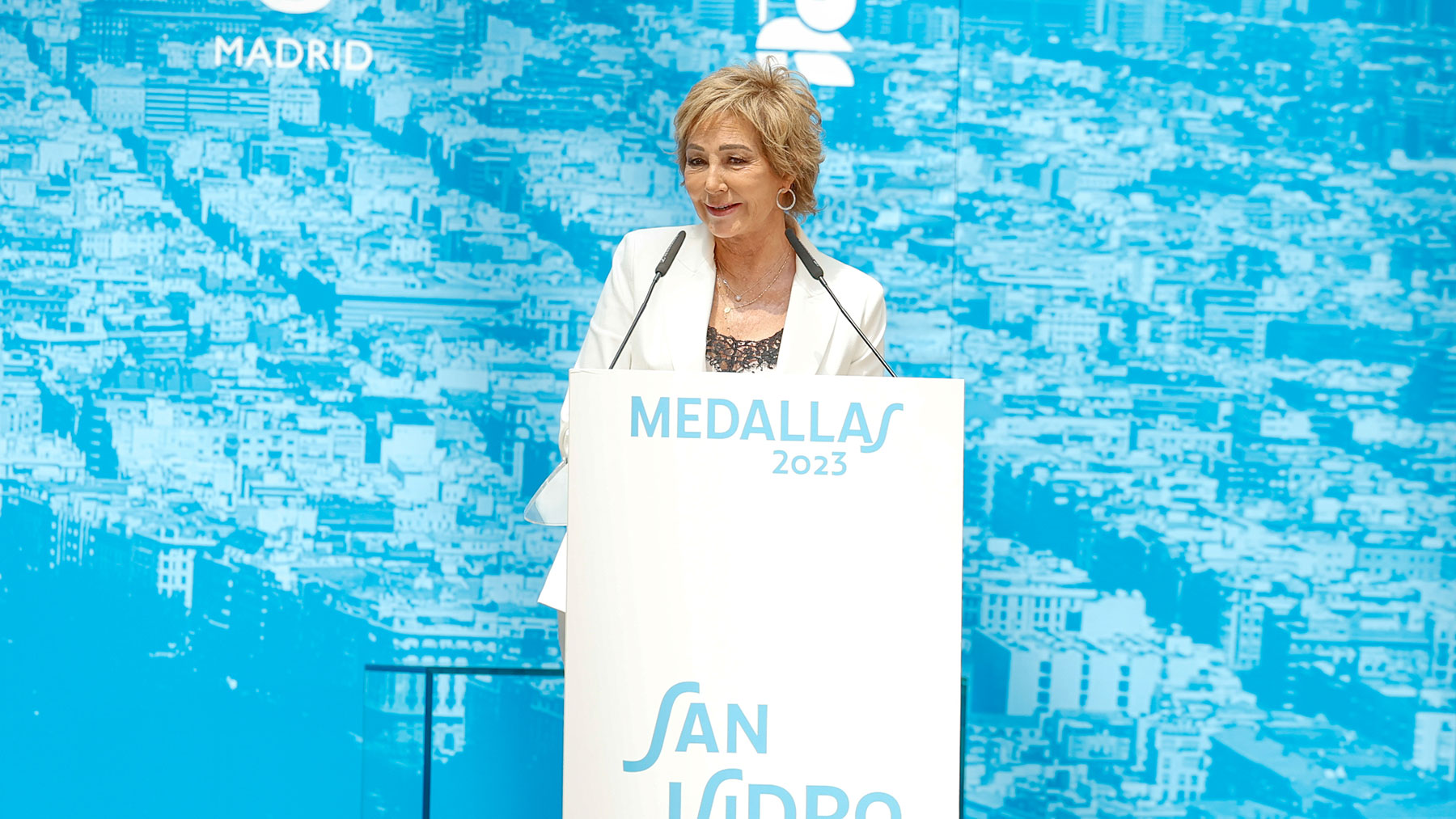 La periodista al recibir la Medalla de Honor de Madrid / Gtres