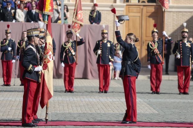 Princesa Leonor durante su jura de bandera / GTRES