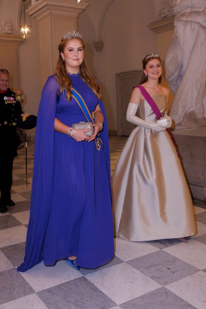 Amalia tiara, Elisabeth tiara, gala Dinamarca Christian,