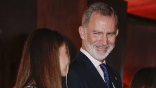 El Rey Felipe y la princesa Leonor  a su llegada al concierto de los Premios Princesa de Asturias / Gtres