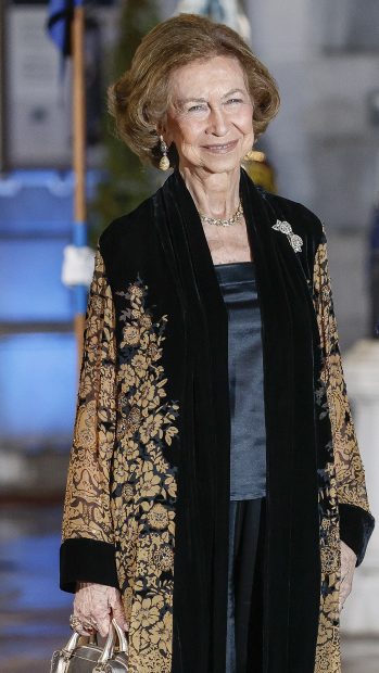 reina Sofía kimono, reina Sofía look, Reina sofía conjunto asturias, 