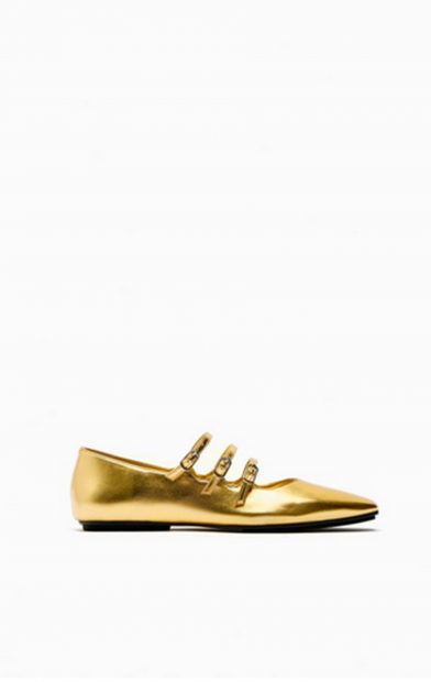 Zapatos dorados de Zara / Zara