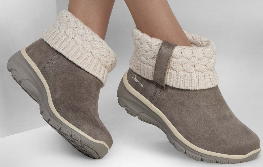 Son las botas más vendidas de Skechers: parecen las UGG con calcetín y nos encantan