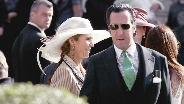 Jaime de Marichalar y la infanta Elena. (Foto: Gtres)