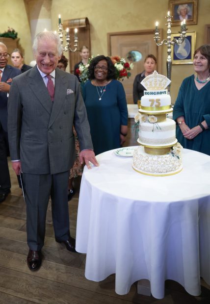 Carlos III cumpleaños, Carlos III tarta, Carlos III edad,