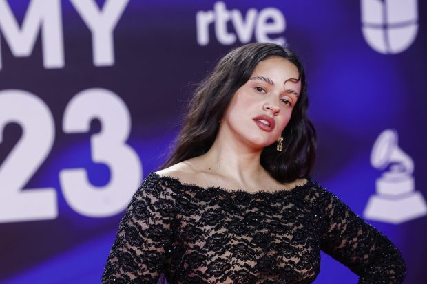 Rosalía, Rosalía vestido grammy, rosalia rocio jurado