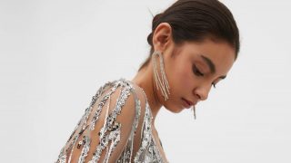 Stradivarius es líder en la tendencia metalizada con estos cuatro zapatos imprescindibles en tu armario