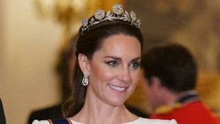 La princesa Catalina en una cena de gala en el Palacio de Buckingham / Gtres