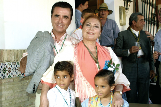 Gloria Camila adoptada, hija Rocío Jurado, Gloria Camila edad