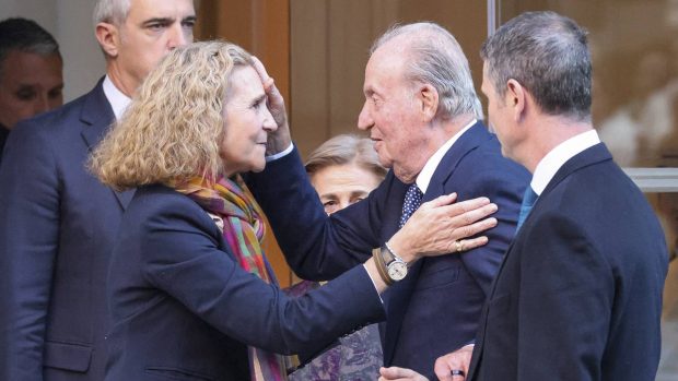 saludo Rey Juan Carlos Infanta Elena, cumpleaños infanta Elena, Juan Carlos I