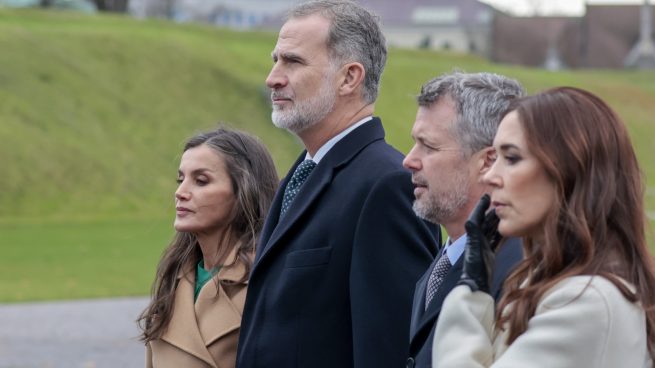 Sus Majestades junto a Federico y Mary de Dinamarca