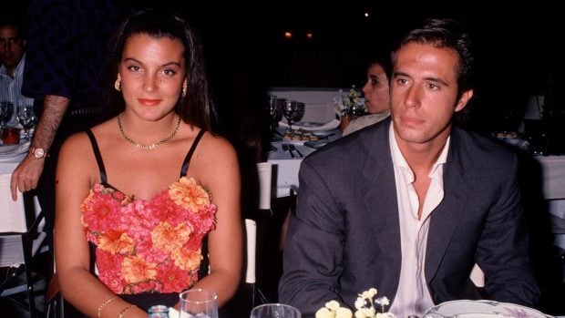 Mar Flores, Carlo Costanzia