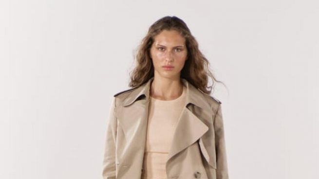 Alerta tendencia: la gabardina de Zara que no vas a parar de ver por la calle