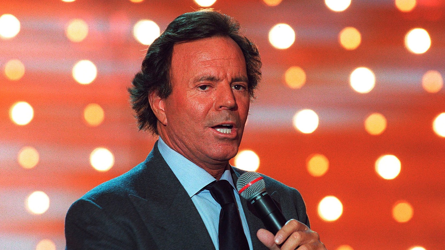 Julio Iglesias netflix, Julio Iglesias documental, Julio Iglesias serie, Julio Iglesias concierto