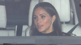 Meghan Markle en un coche/ Gtres