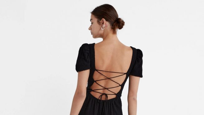 El vestido de Stradivarius más cómodo y elegante que necesitas: es un fondo de armario