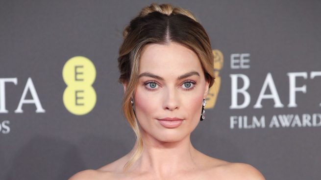 Margot Robbie, alfombra roja Premios Bafta