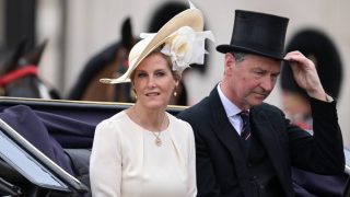 El príncipe Eduardo y Sophie de Edimburgo durante el desfile Trooping the Colour de 2023. / Gtres
