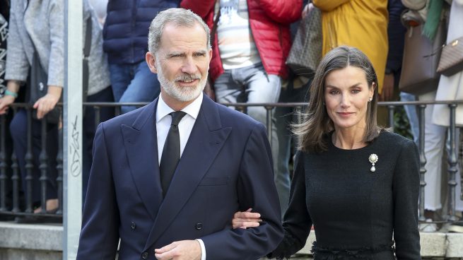 Reina Letizia, broche