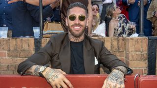 Sergio Ramos, disfrutando de una corrida de toros en Sevilla. / Gtres