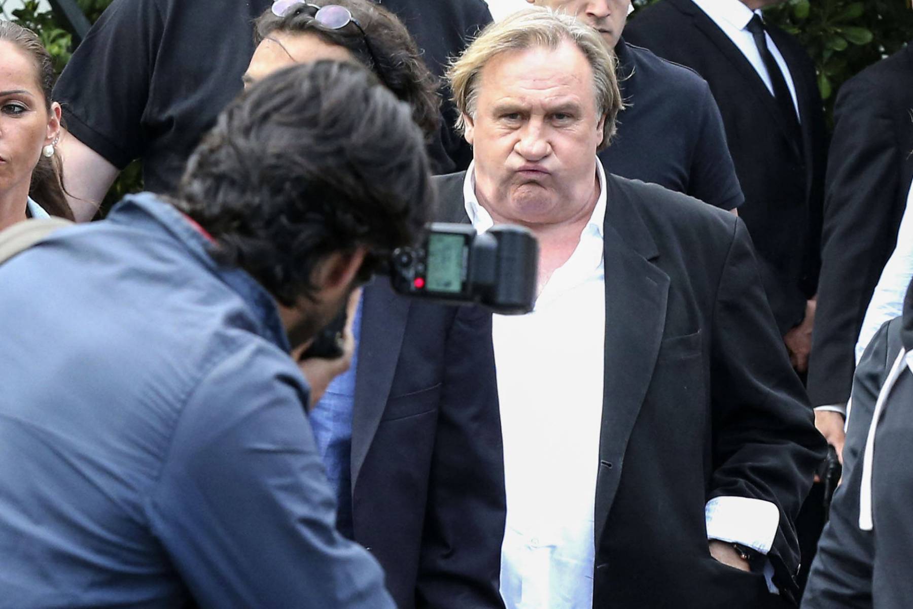 Gérard Depardieu, agresión sexual Gérard Depardieu, Gérard Depardieu detenido