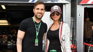 Cesc Fábregas y su mujer, Daniella Semaan. (Foto: Gtres)