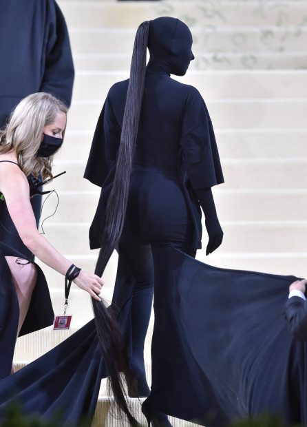 gala met, blake lively, rihanna, kim kardashian, looks gala met, met gala, lady gaga