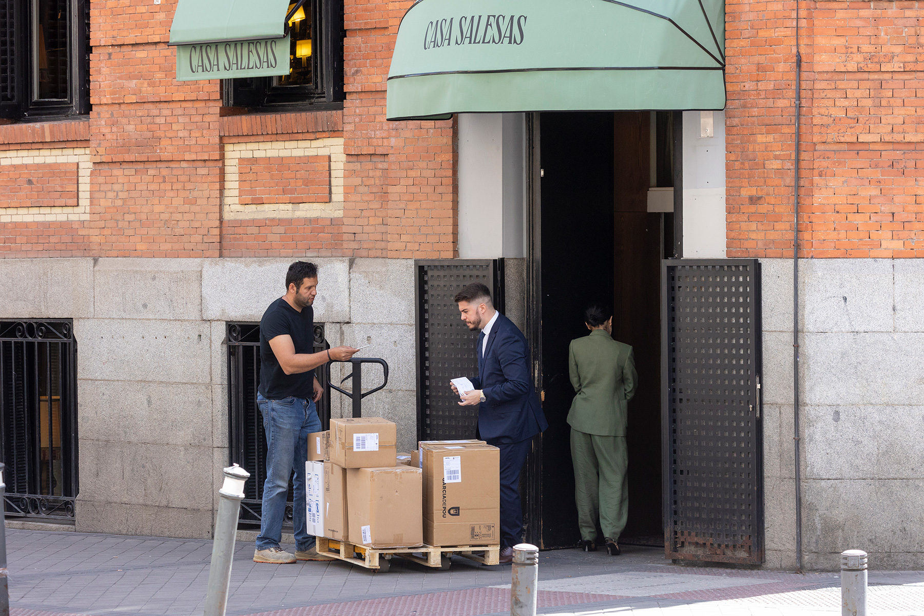 Íñigo Onieva fachada Casa Salesas restaurante secretos