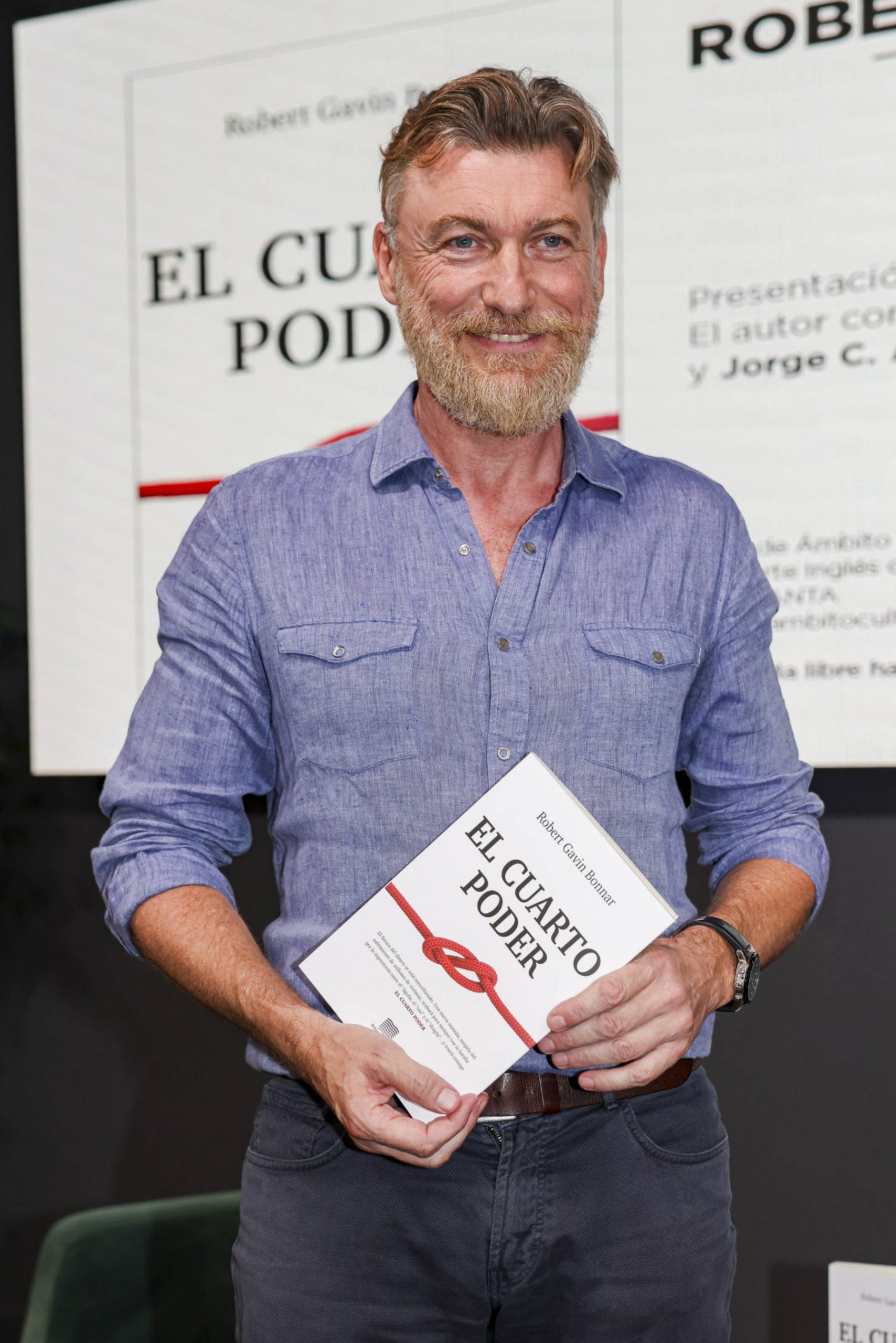 Robert Gavin Letizia, Reina Letizia, Telma Ortiz