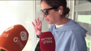 Anabel Pantoja, en el aeropuerto de Almería. (Foto: Gtres)