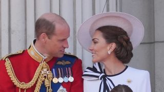 Kate Middleton, con el príncipe Guillermo. (Foto: Gtres)