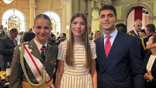 Tomás Páramo, la princesa Leonor y la infanta Sofía en un acto solemne. (Foto: Instagram)