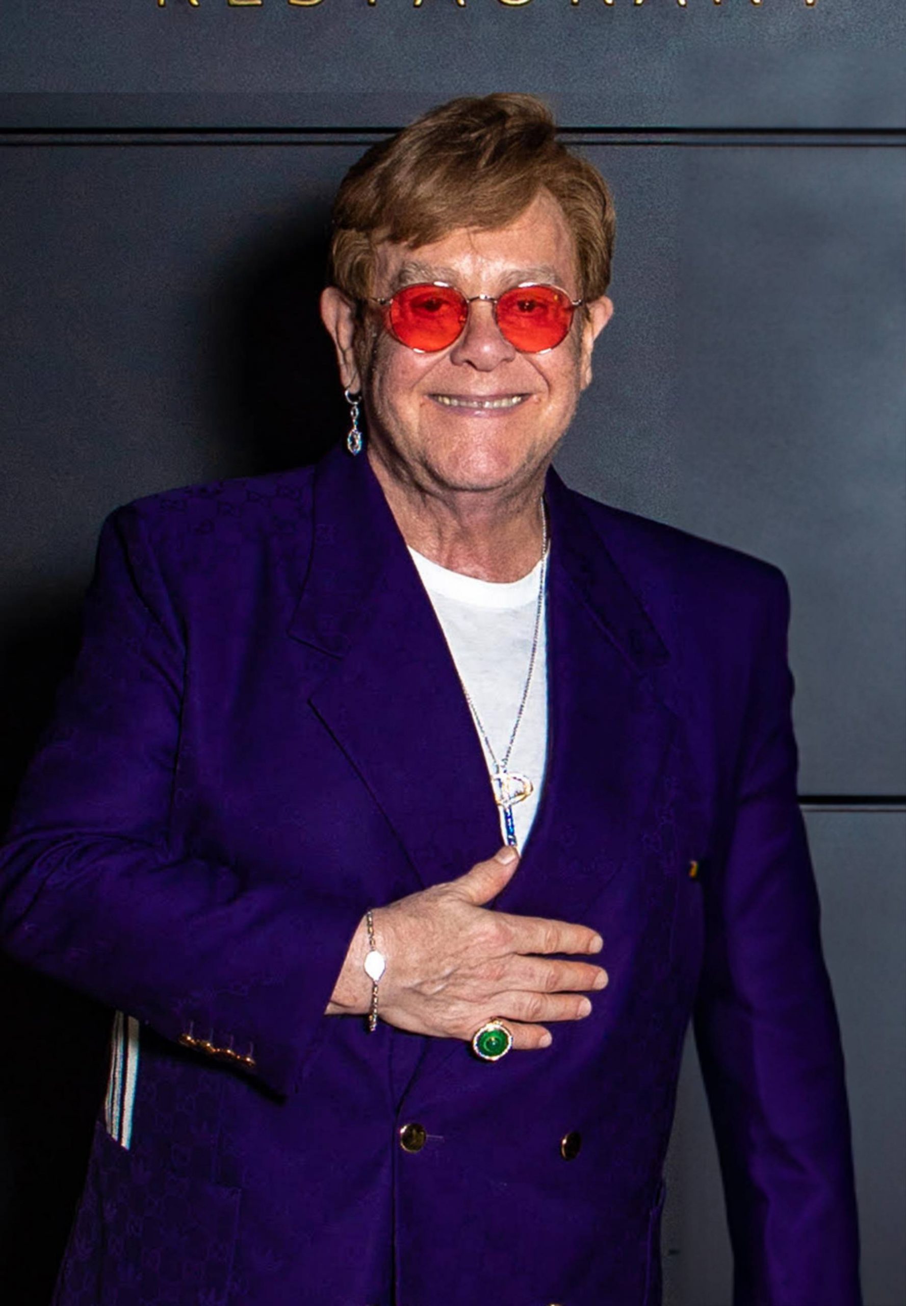 Elton John, Elton John ojo, infección Elton John